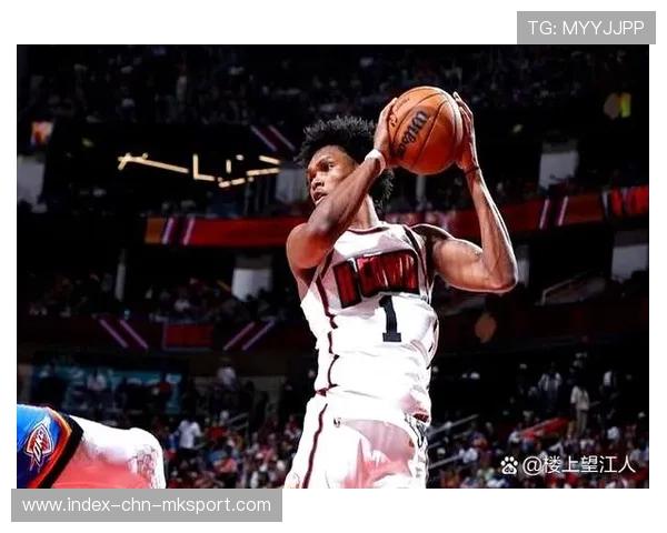 湖人队核心投出关键三分，战局逆转，湖人队核心投出关键三分,战局逆转球员