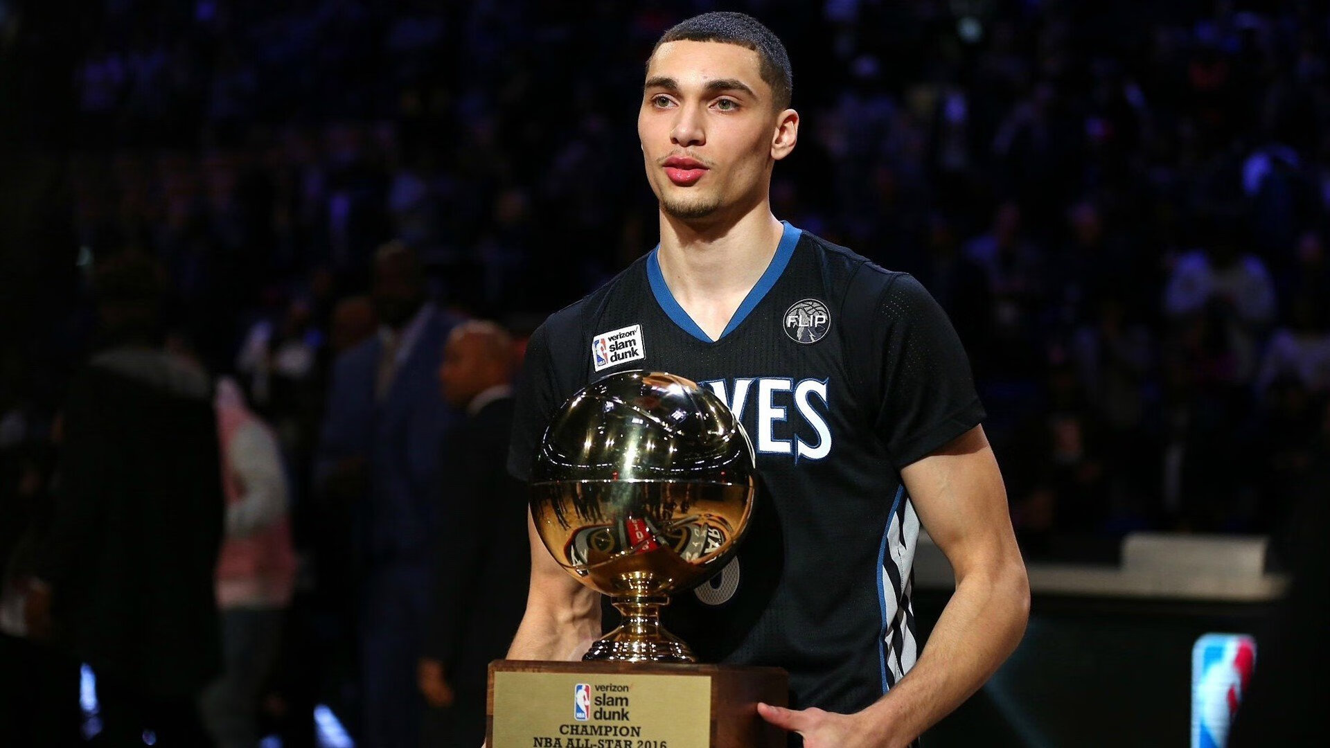 “公园管理处统一步行巡园日” 同时完成巡检与运动